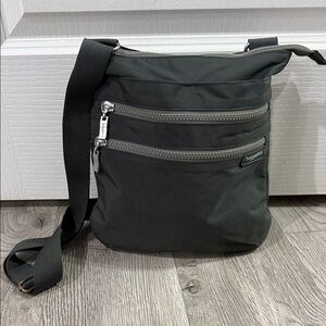 Baggallini Dark Gray‎ Crossbody Purse